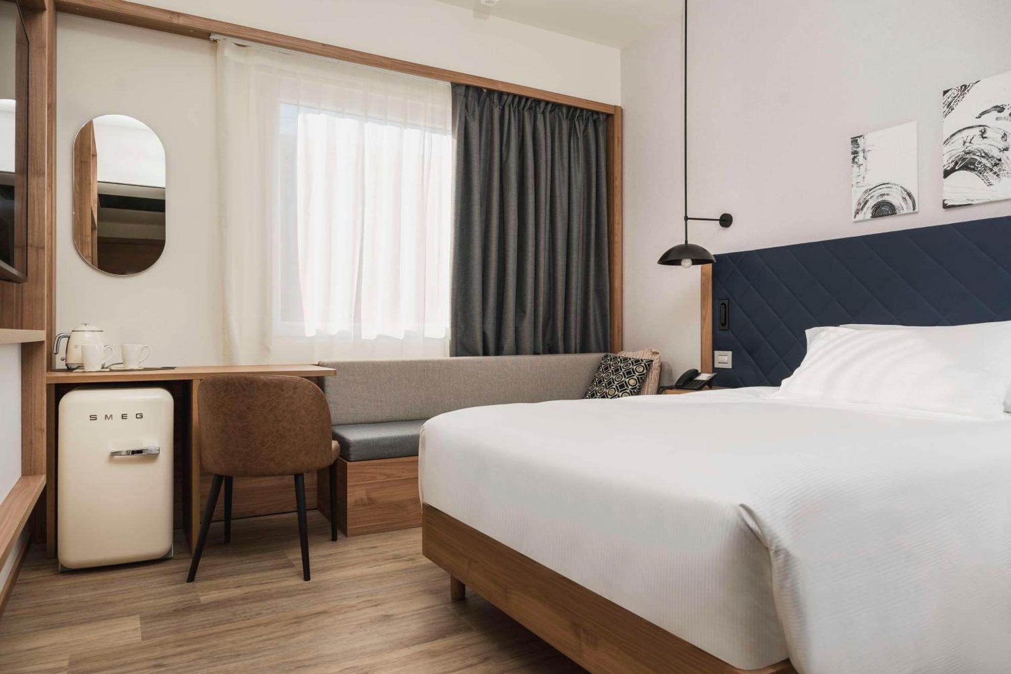 Hilton Garden Centre 4*