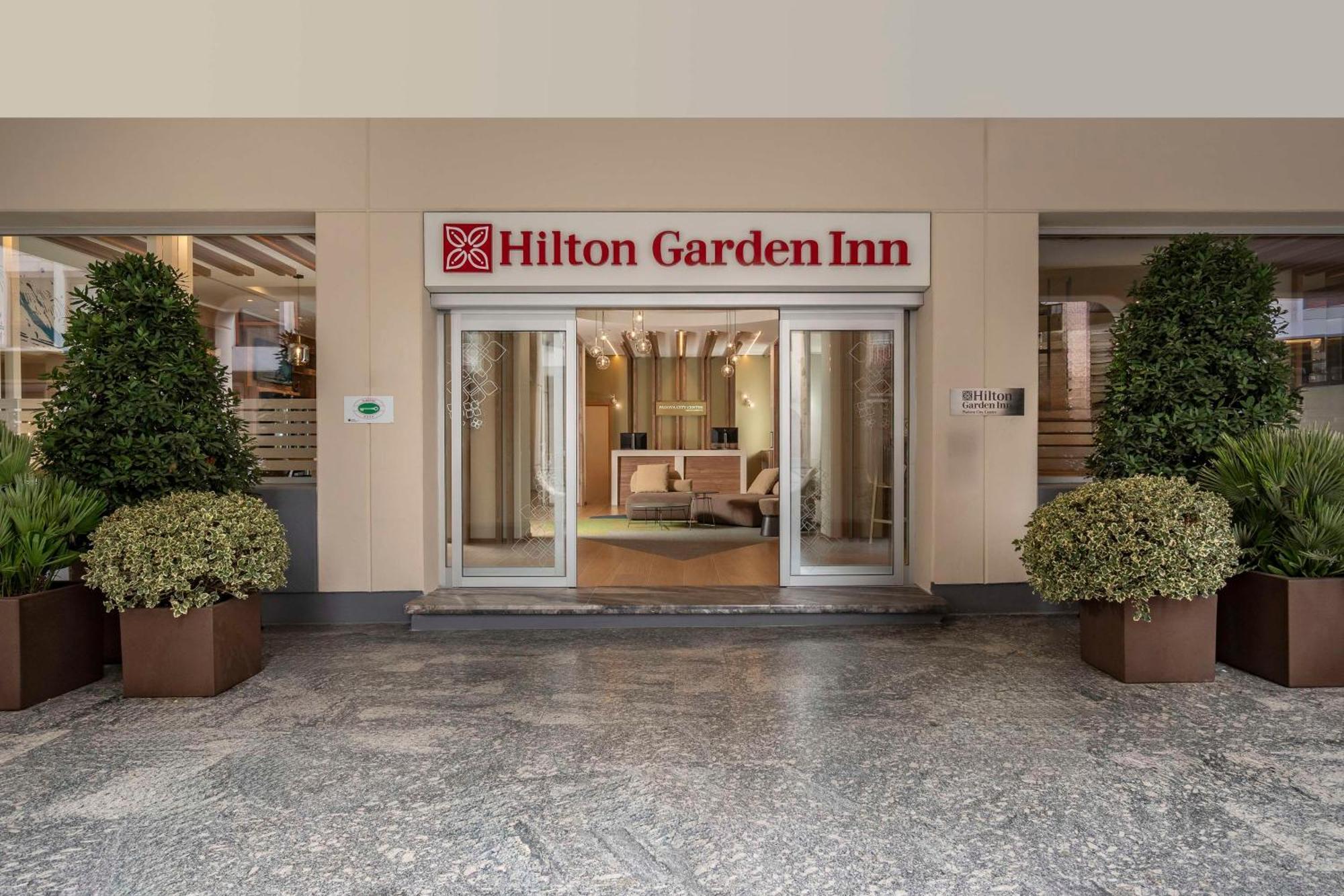 Hilton Garden Centre