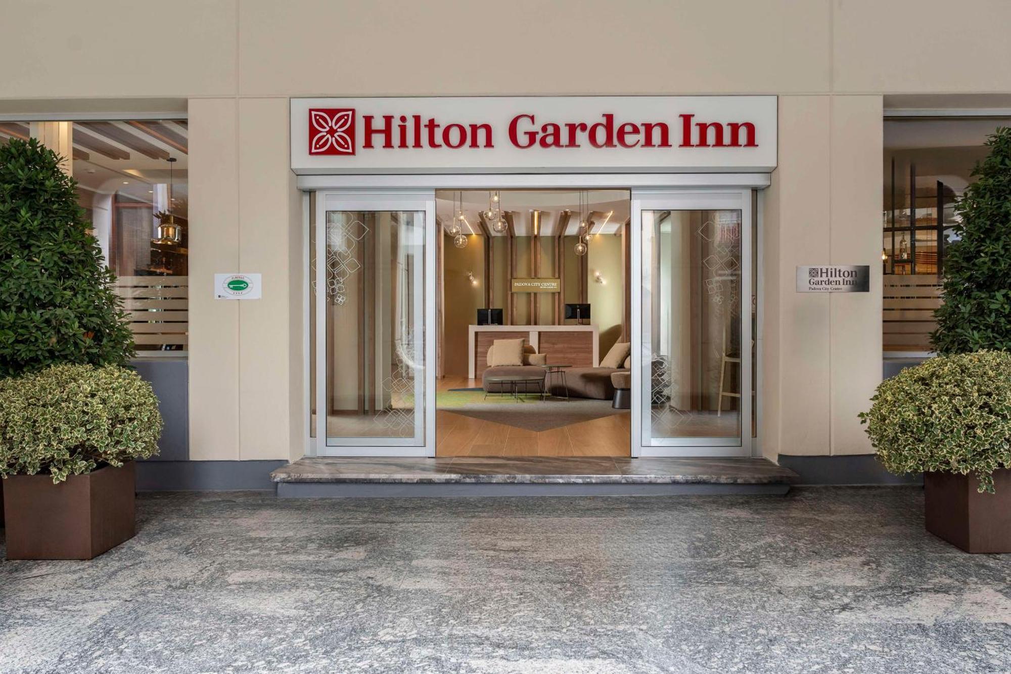 Hotel Hilton Garden Centre